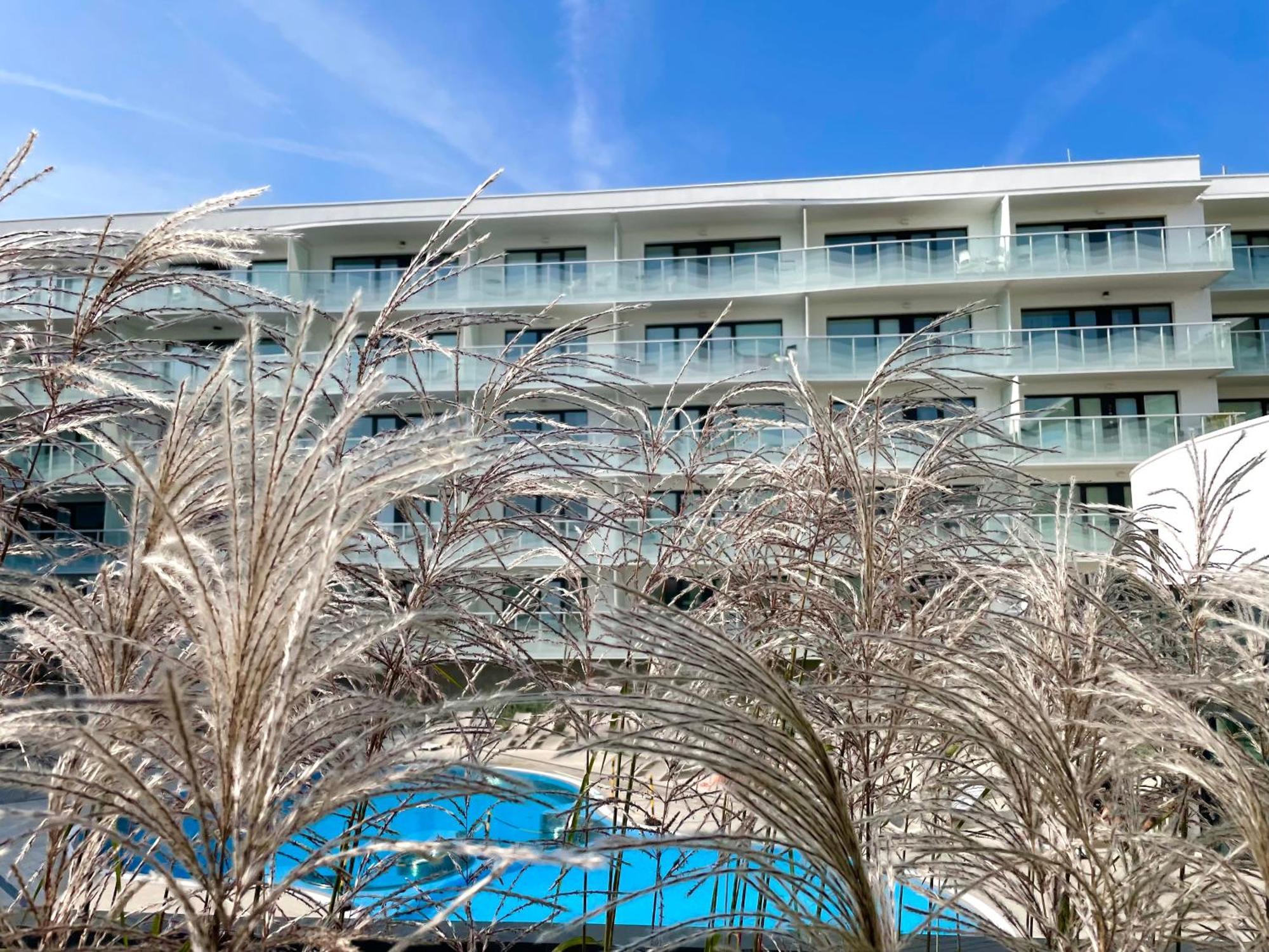 Polanki Aqua Apartamenty Premium - W Cenie Nielimitowany Dostep Do Strefy Aqua コウォブジェク エクステリア 写真